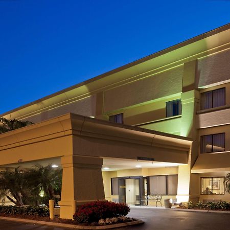 Hotel La Quinta By Wyndham Tampa Fairgrounds - Casino Mango Exterior foto