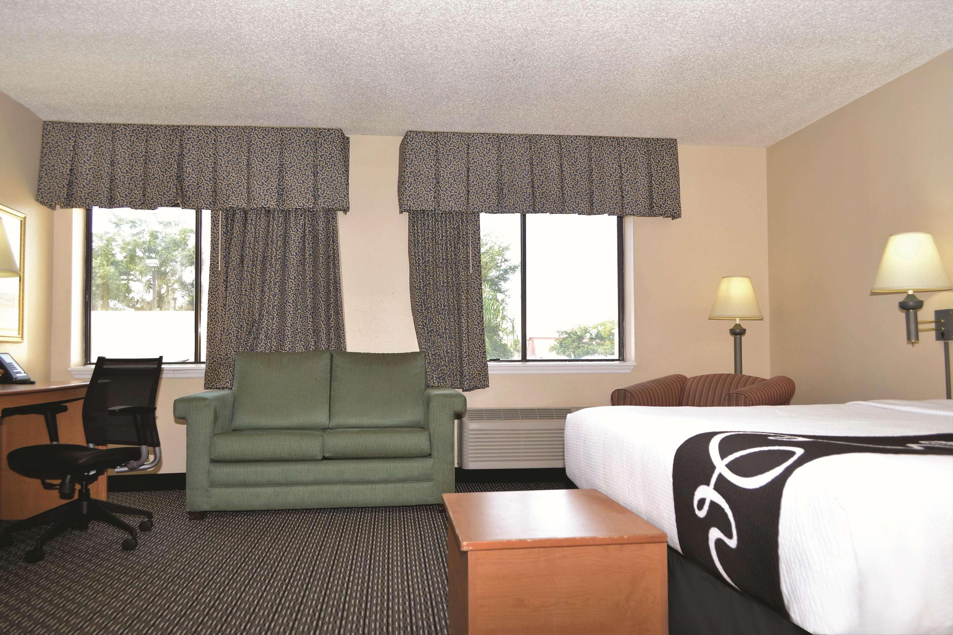 Hotel La Quinta By Wyndham Tampa Fairgrounds - Casino Mango Exterior foto