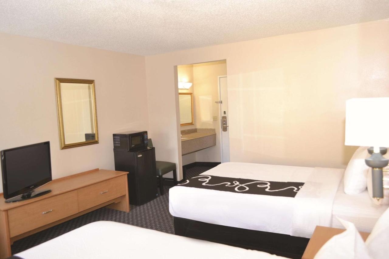 Hotel La Quinta By Wyndham Tampa Fairgrounds - Casino Mango Exterior foto